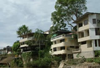hotellosyutzostena.jpg