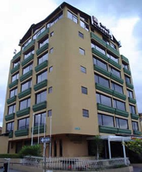 hotelamaranta.jpg