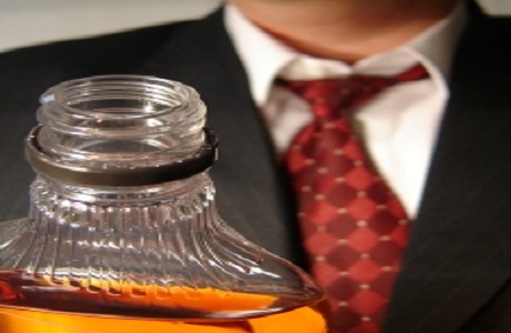 Ecuador declaró la ley seca en todo el país