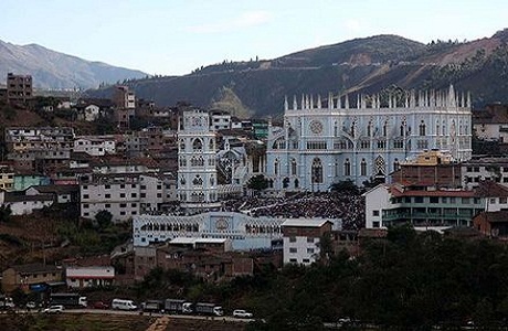 La ciudad de Loja recibió a la Virgen de El Cisne
