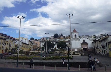 Realizan mejoras en la plaza San Blas y su entorno