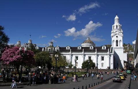 catedral-ecuador.jpg